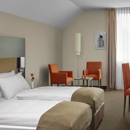InterCityHotel Darmstadt-3